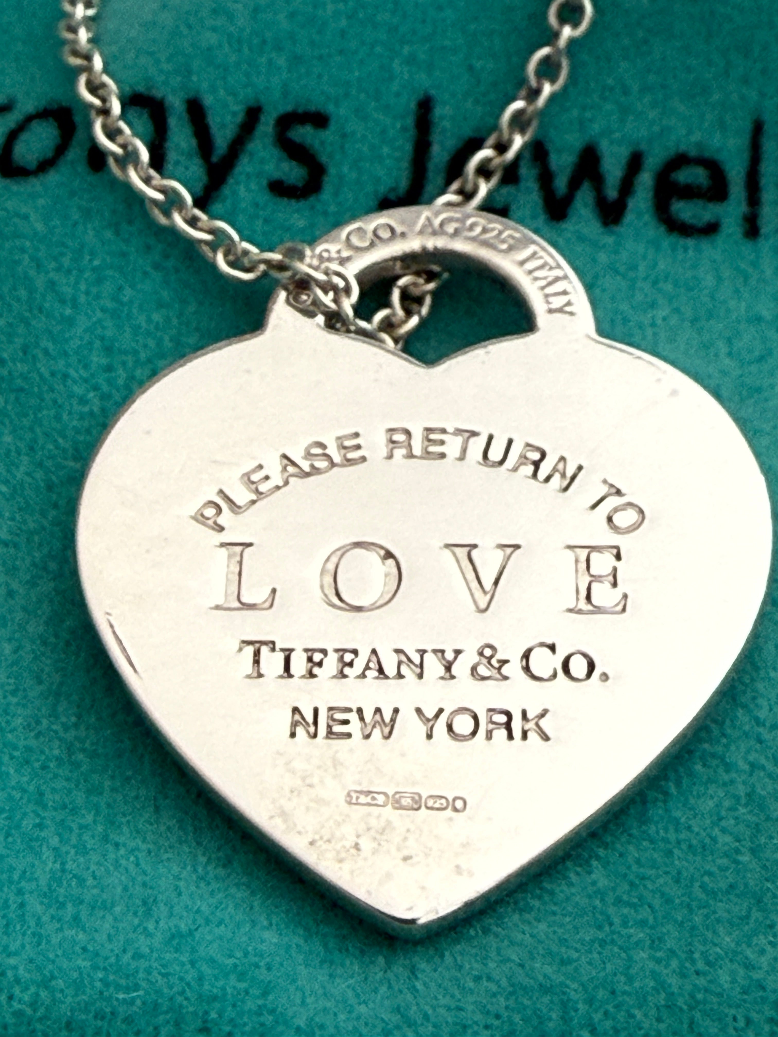 Tiffany & Co. LOVE Heart Pendant and Padlock Italy 18 - 20”